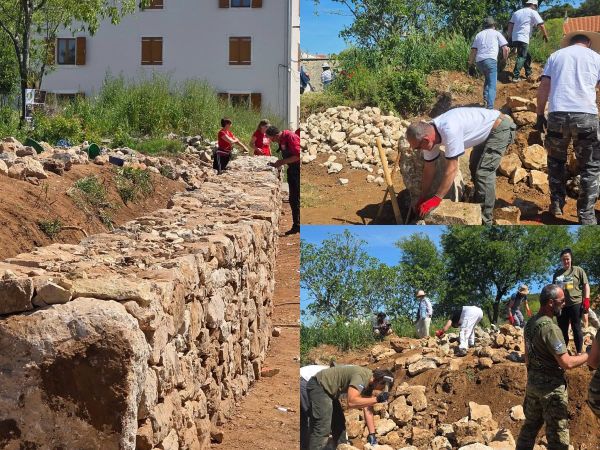 FOTO Na Zlarinu održano 9. Prvenstvo Hrvatske u gradnji suhozida