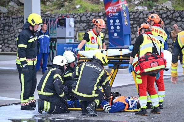 Sirene, dim i vatrogasci uz autocestu kod Rijeke: Inina vježba privukla pozornost vozača