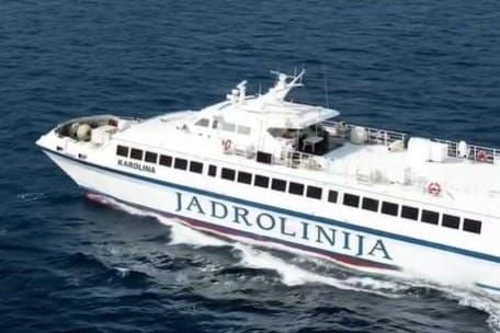 Od danas plovi brzobrodska linija Split – Hvar – Bol – Vis