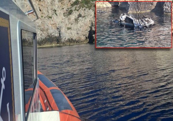 Potonula brodica koja je izgorjela kod Sveca, troje Hrvata izbjeglo tragediju u uvali Slatina