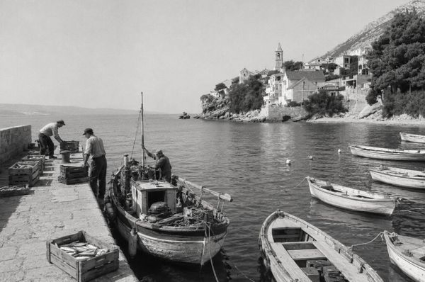 HOMAGE VELIKANU: Boris Dežulović priredio „Libret o našem Malom portu” – zaboravljeni tekstovi Miljenka Smoje ugledali svjetlo dana