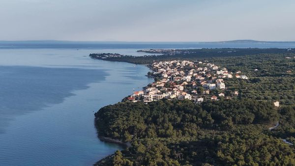 Hoće li Zadar dobiti prvu službenu park-šumu? Sveti Petar Peruština u Kožinu na testu „zelenog iskoraka”