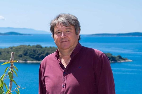 Oporba u Okrugu vladajuće optužuje za "mini diktaturu". Načelnik odgovara: "Opterećuju nam kapacitete stalnim zahtjevima"
