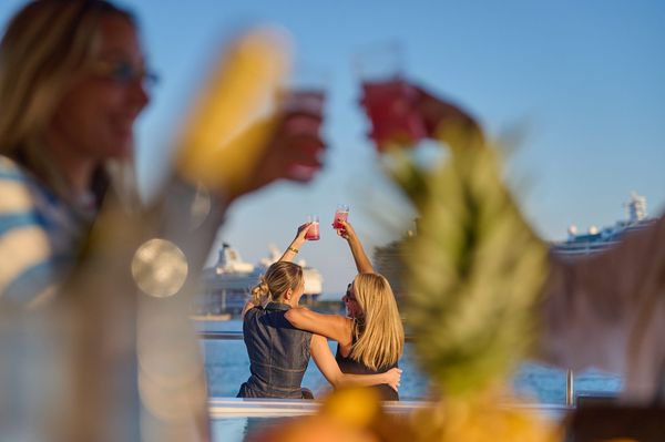 SPOJ TRADICIJE, ZABAVE I POSLA: Splitska Zapadna obala u ritmu Yacht Hop zabava i svečane dodjele nagrada posadama