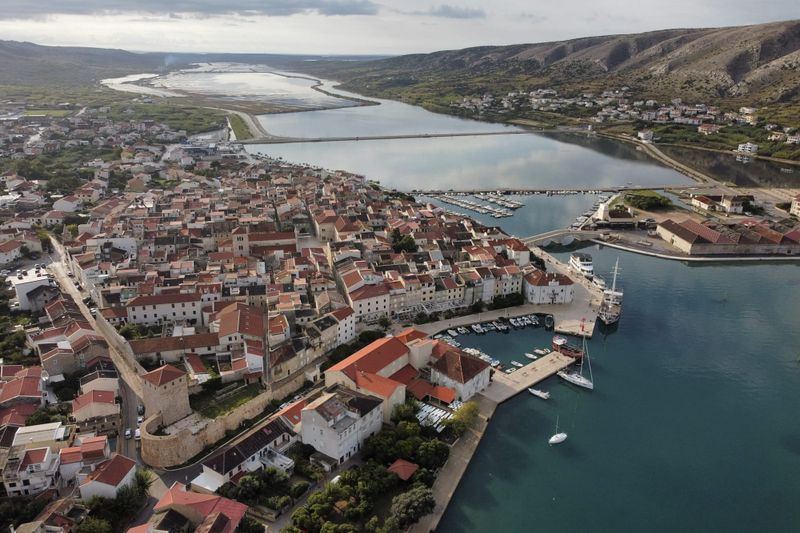 „Pag u zagrljaju prirode – Vikend bioraznolikosti & Natura 2000 doživljaj“