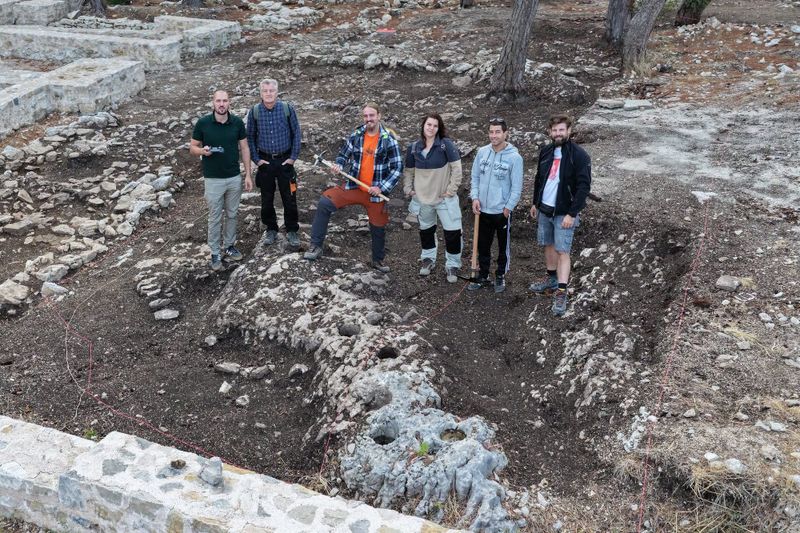 MAKARSKA Arheološka istraživanja na poluotoku Sveti Petar idu dalje: "Vrijedni Zadrani otkrivaju tragove života od prapovijesti, preko antike i srednjeg vijeka"