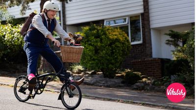 Vitality sends Stanley to talk a cyclist up a hill