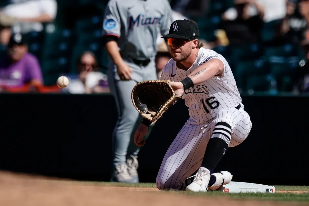 What will the Colorado Rockies do at 1B?