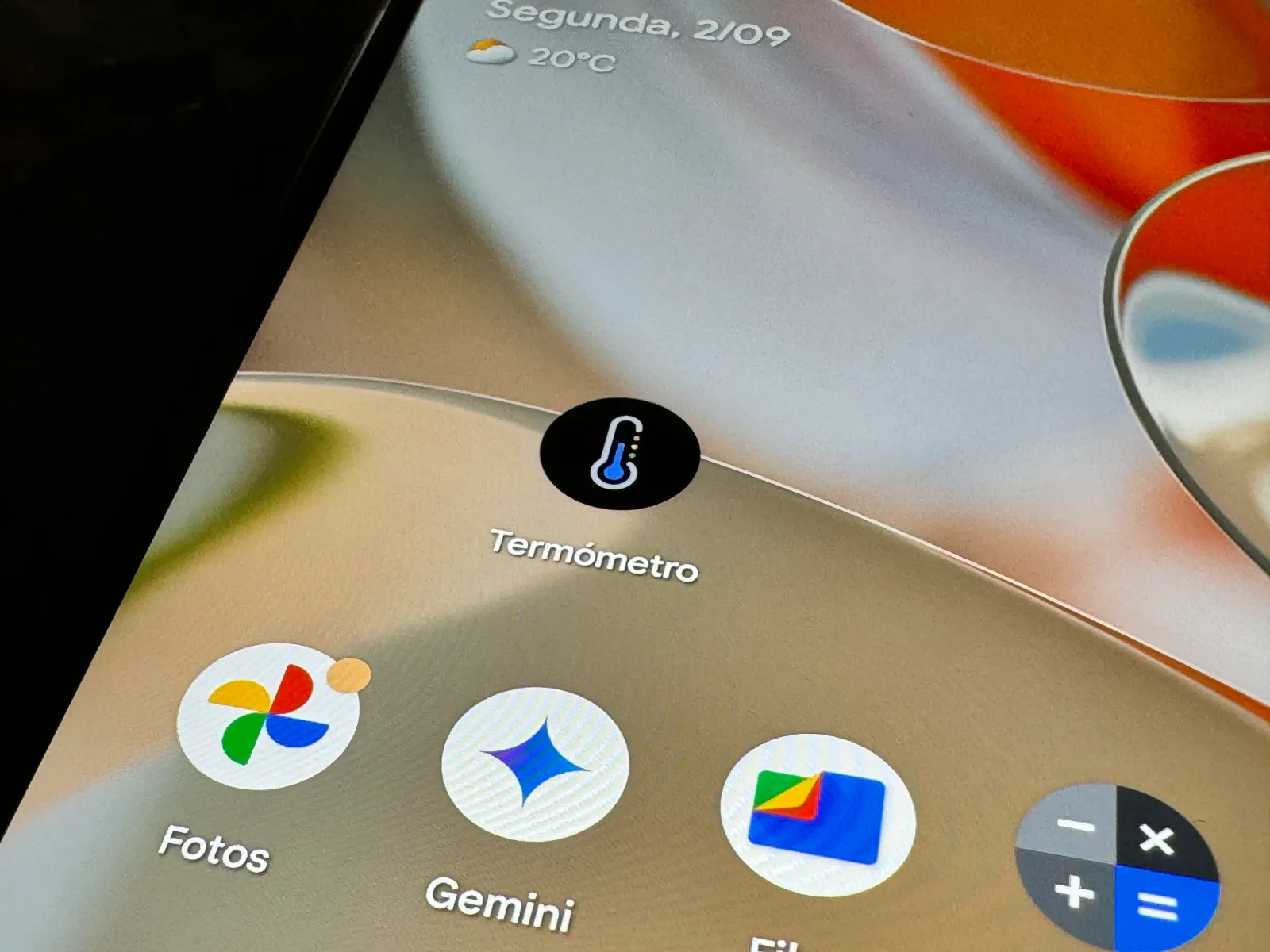 Aplicação termómetro no Pixel 9 Pro