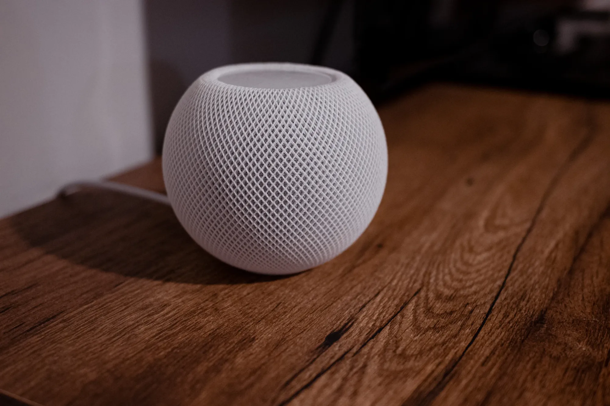 Siri em PT-PT chegou, mas não a todos os dispositivos…