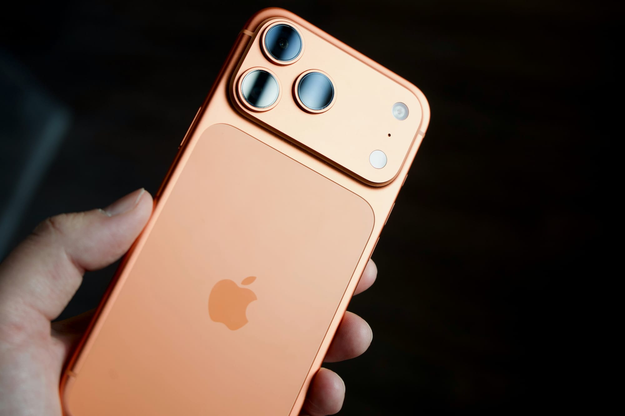Apple corta modo noite nos Retratos do iPhone 17 Pro