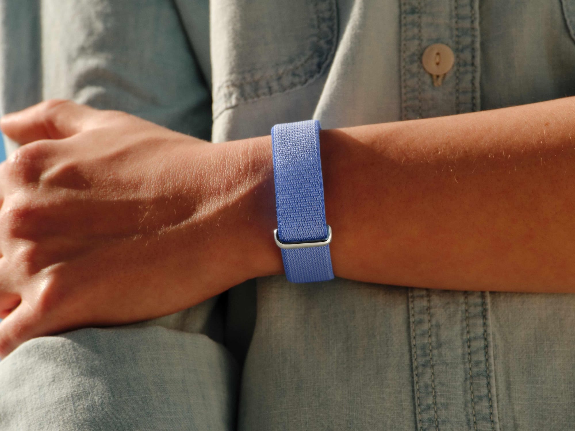 Apple poderá lançar wearables para rivalizar com WHOOP e Fitbit Air