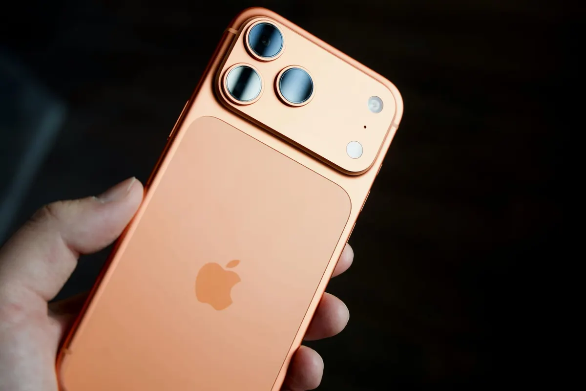 Apple corta modo noite nos Retratos do iPhone 17 Pro