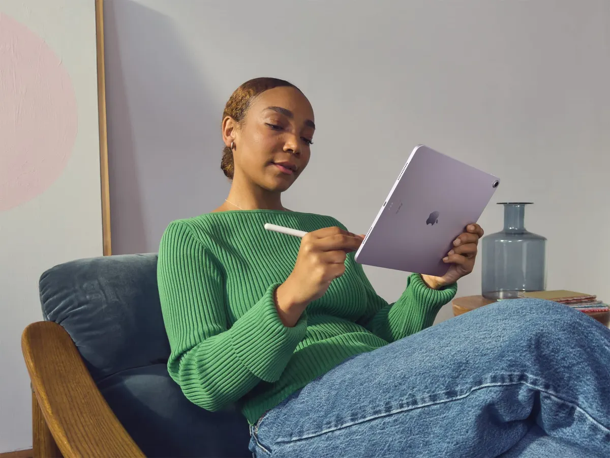 iPad Air vai finalmente receber ecrã OLED em 2027