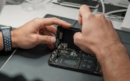 Reparar ou esperar? A decisão que pode encarecer tudo no teu iPhone