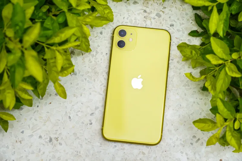 Encontrei um iPhone perdido. O que devo fazer?