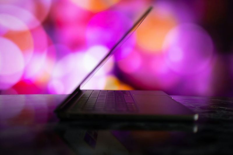 Novos MacBook Pro com M5 chegarão com o lançamento do macOS 26.3