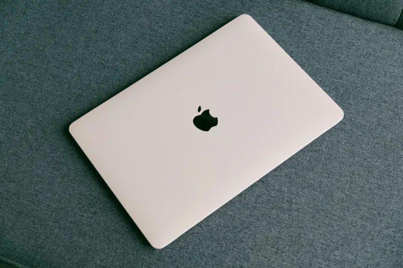 O macOS 27 diz-te qual a data de fabrico do teu Mac.