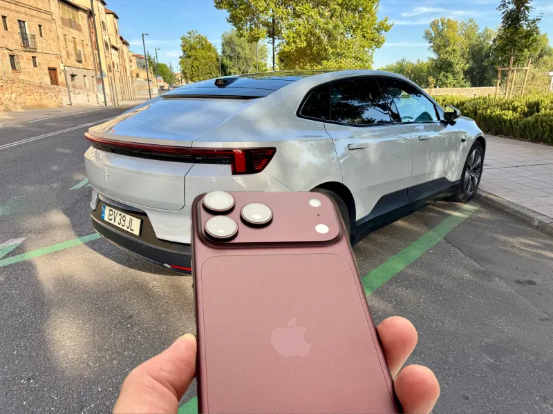 Fomos buscar o iPhone 18 Pro a Espanha a bordo do Polestar 4.