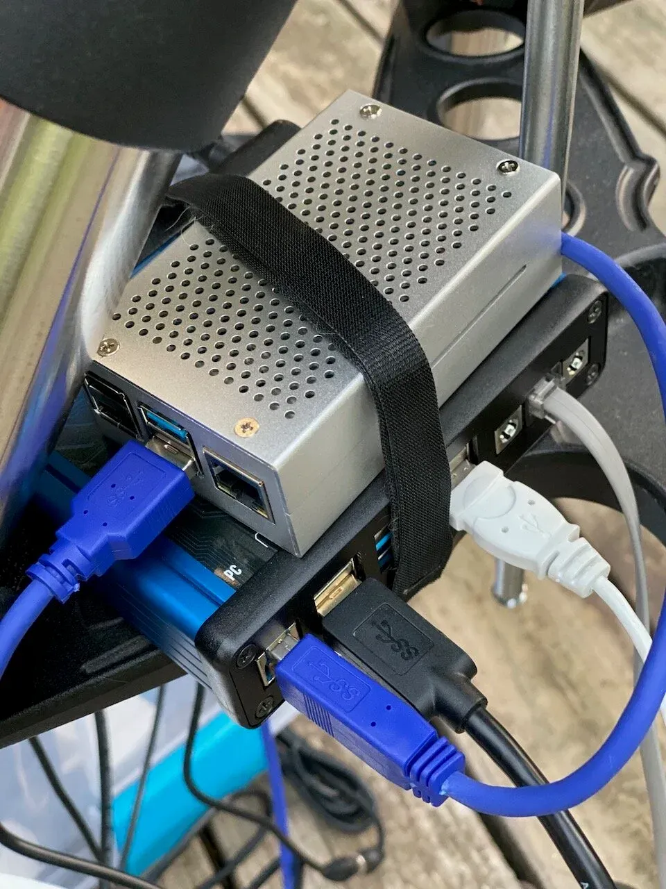  The Raspberry Pi 4 running Stellarmate, and connected to the Pegasus Astro Ultimate Powerbox V2. 