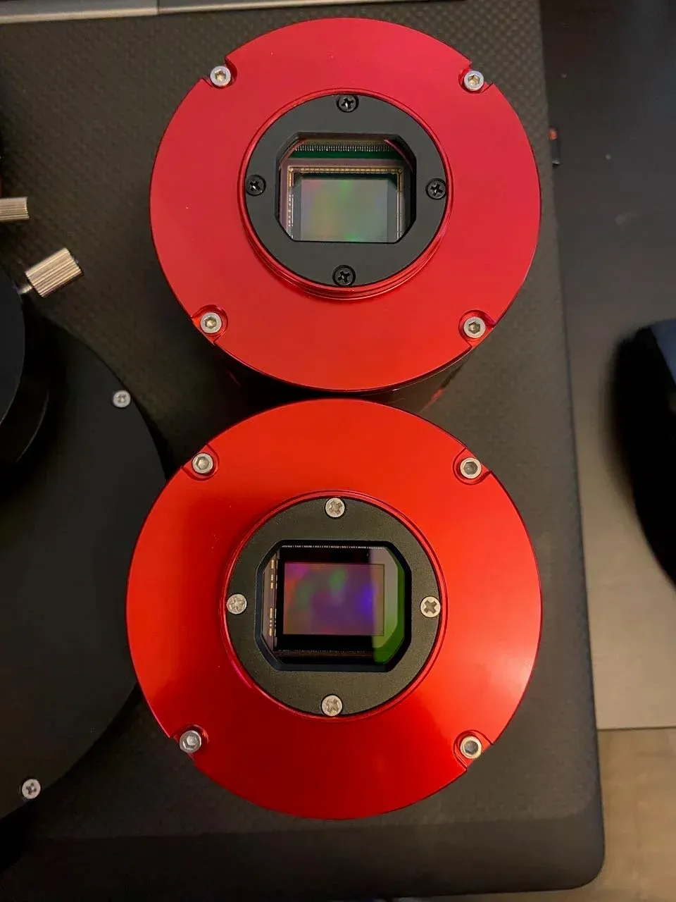  ZWO ASI1600MM-Pro sensor at the top, and ZWO ASI294MM-Pro at the bottom. 