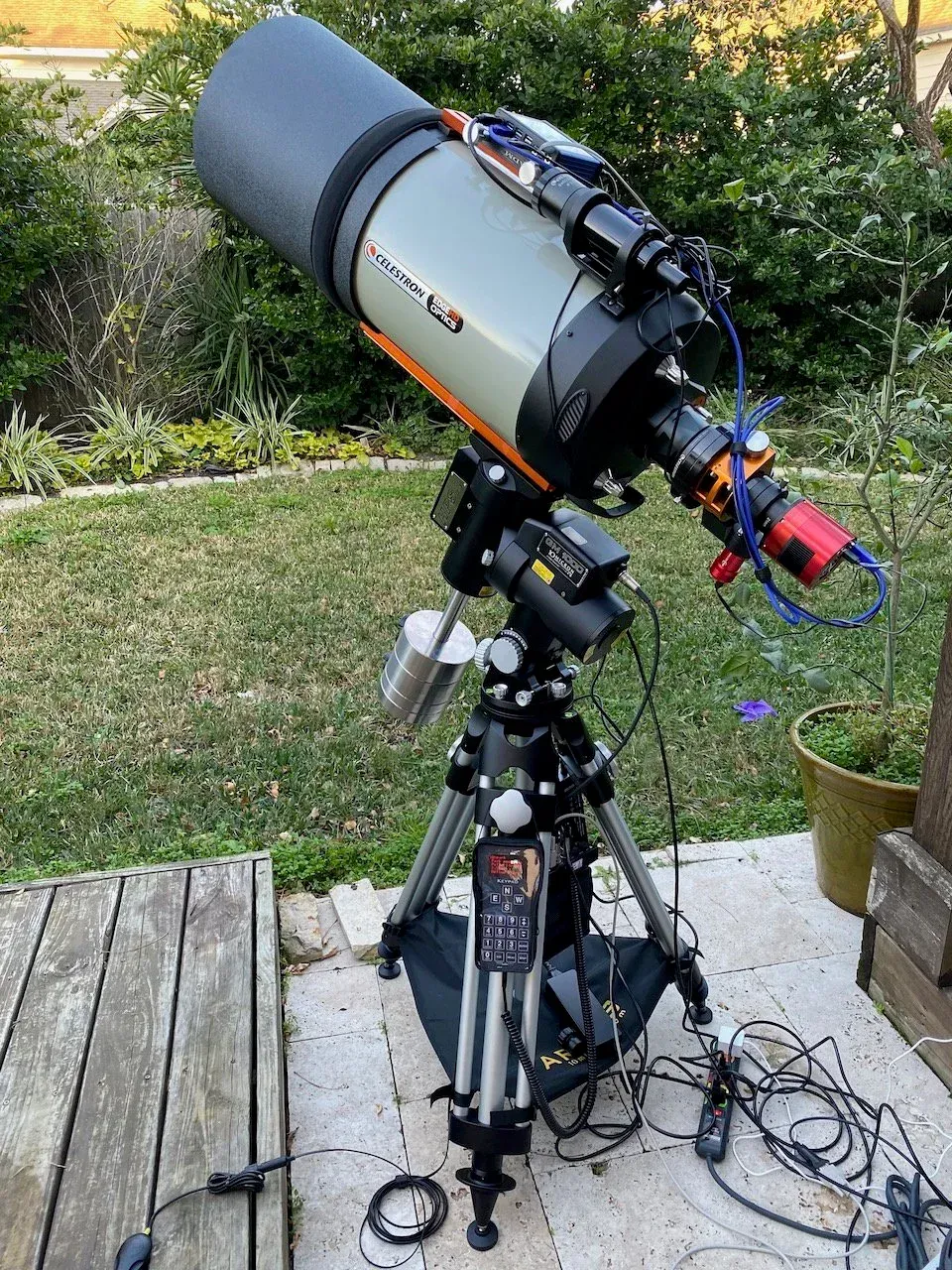  My EdgeHD 1100 on a 10Micron GM1000 mount. 