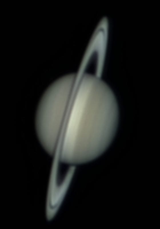 Saturn, step 2: Levels. White point to 138 and gamma to 0.77, set on luminance. The disc fills the brightness range and the belts gain tone. Strata reports that the black point clips no pixels inside the disc.