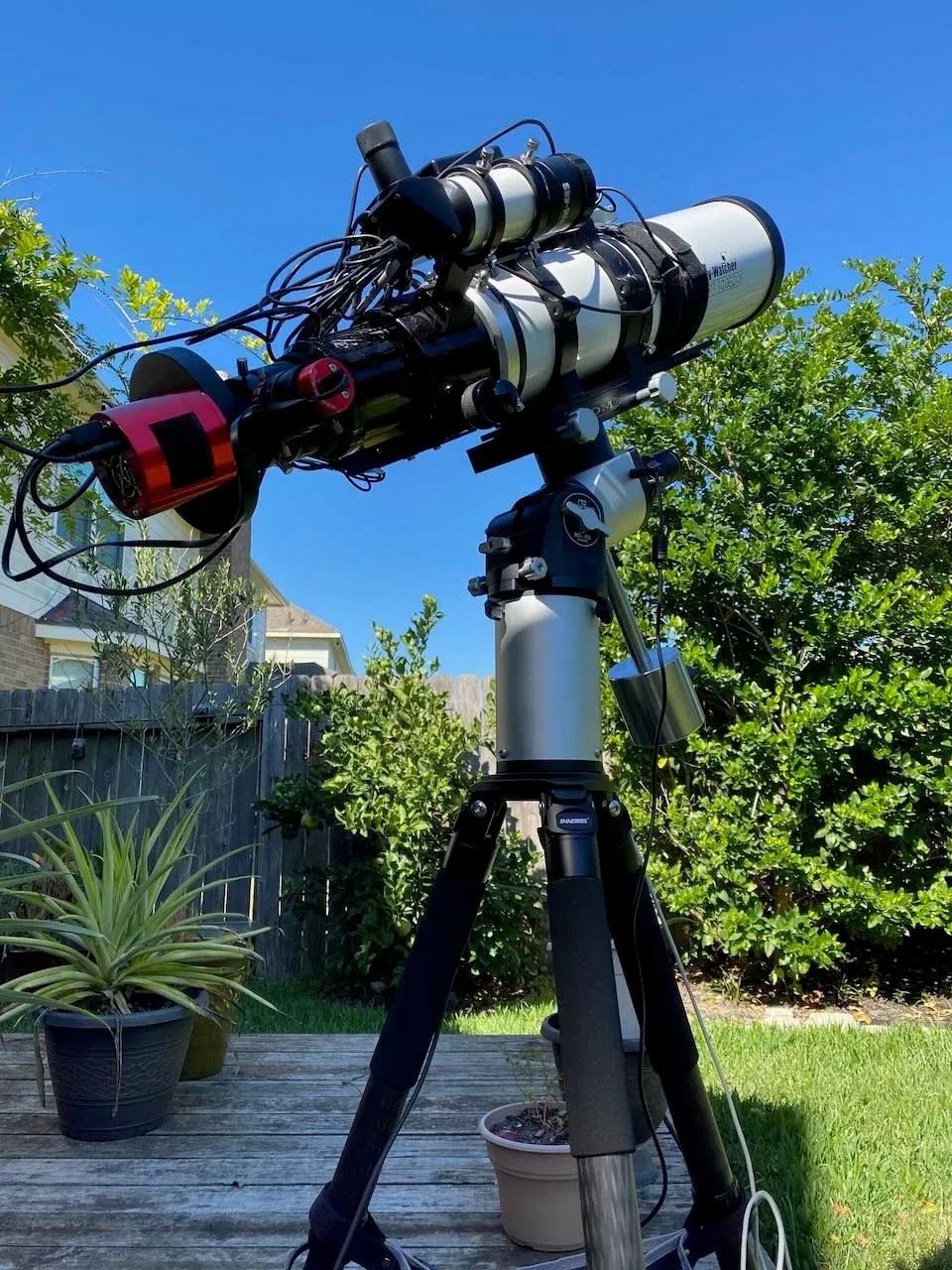 Sky-Watcher Esprit 100ED Triplet Super APO Refractor Review