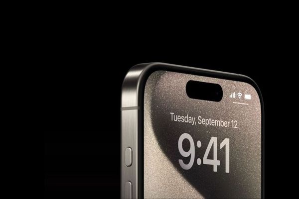 Redefines the iPhone 15 Pro action button with Action Button Ultra Shortcut