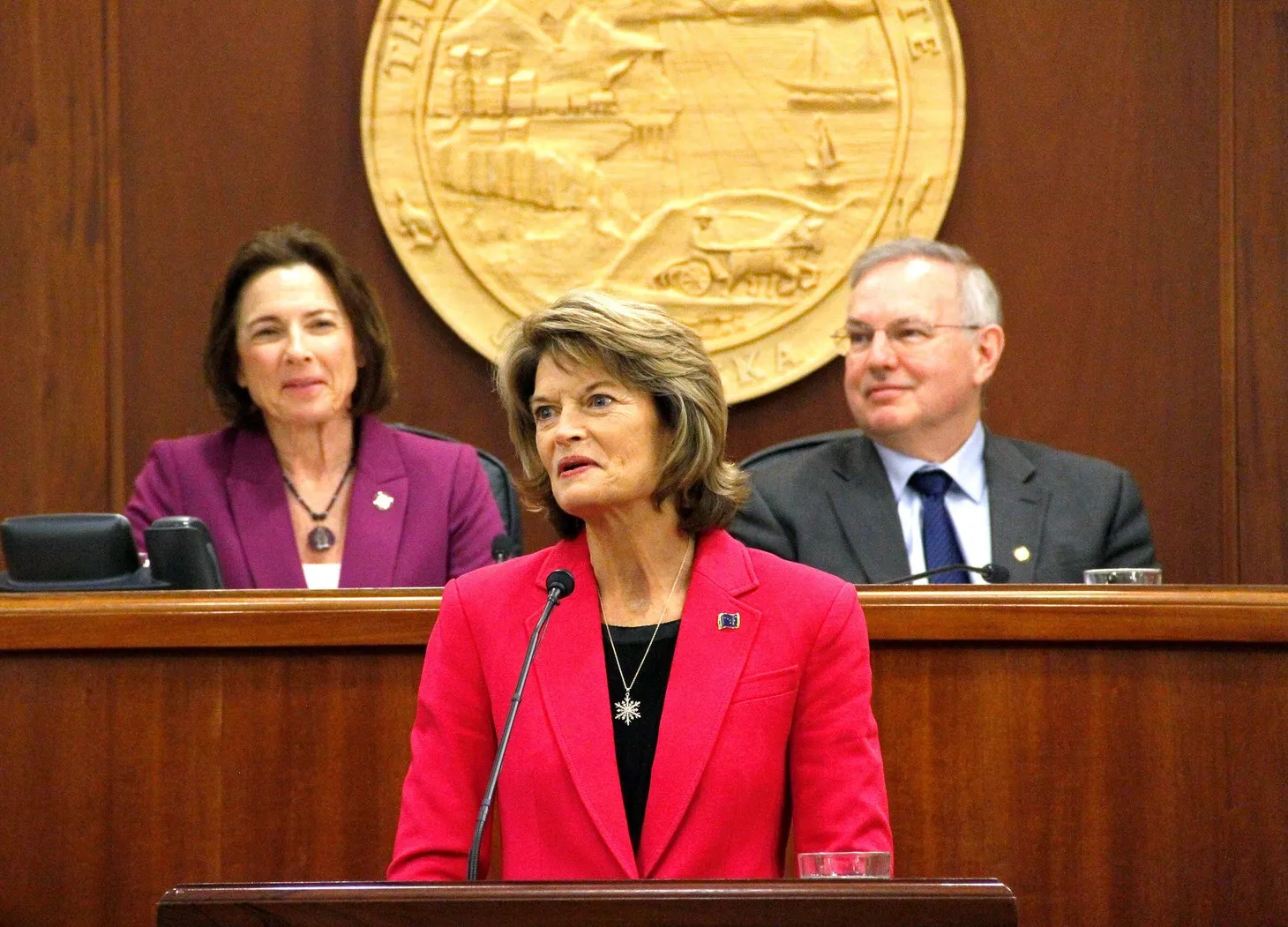 Murkowski takes lead in latest results/AK House nears the numbers for bipartisan coalition