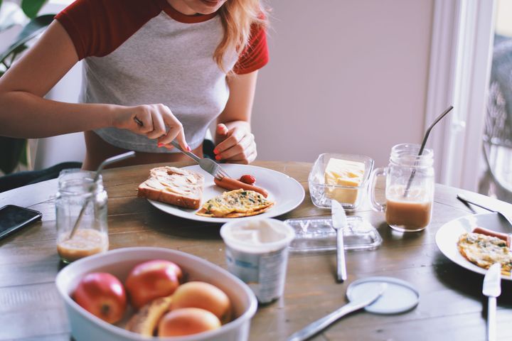 Volume Eating 101: How to Eat More Food While Dropping Calories