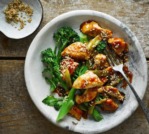 15-Minute Honey Sesame Garlic Chicken & Broccoli Stir-Fry