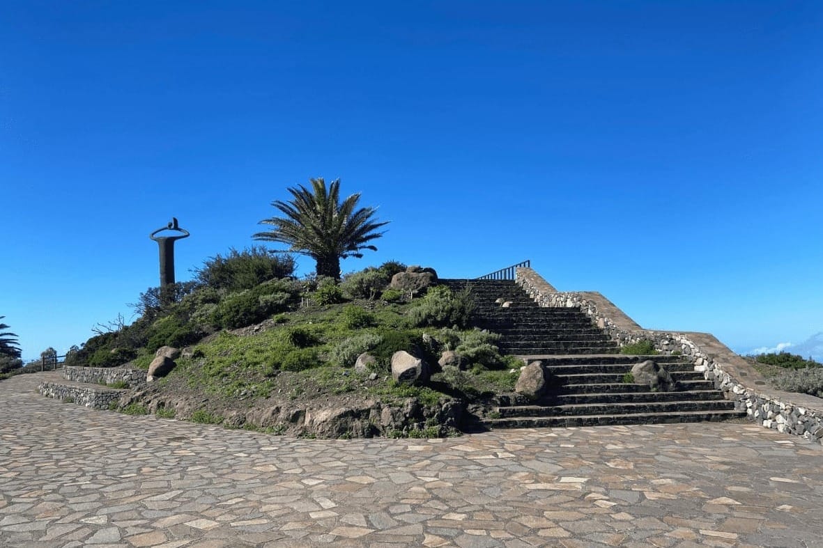the whistling monument on the mirador de igualero near chipude la gomera