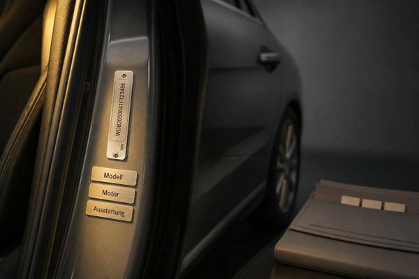 Welche Daten liefert automatisches VIN-Decoding?