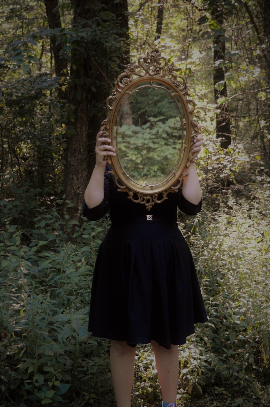 Feedback as a Mirror