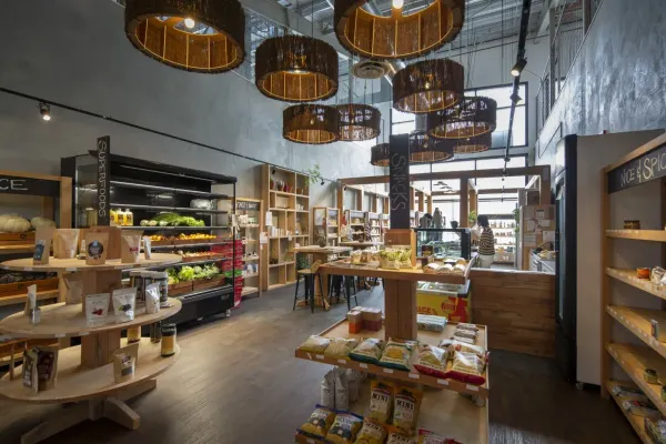Queenstown -The Last Organic Shop in Town