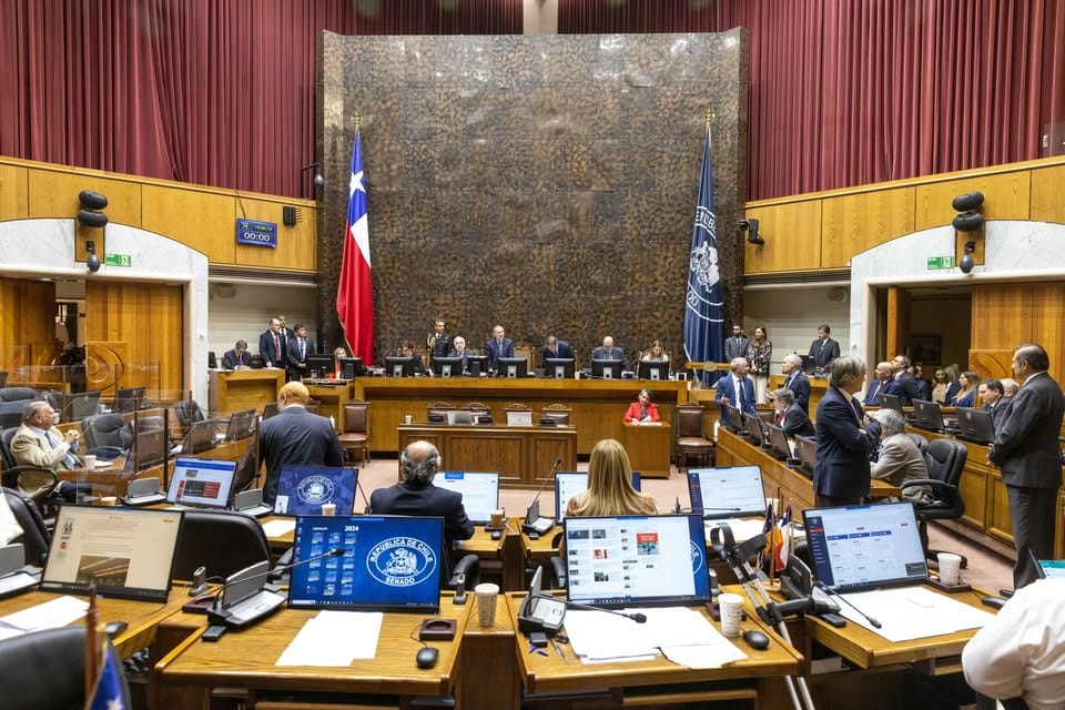 SE VIENE LA GRAN BATALLA POR LA MEGARREFORMA: LOS PERSONAJES QUE DEFINEN SI CHILE SE RECONSTRUYE O SI LA MEDIOCRIDAD OPOSITORA Y LA DERECHITA COBARDE GANAN EN EL SENADO