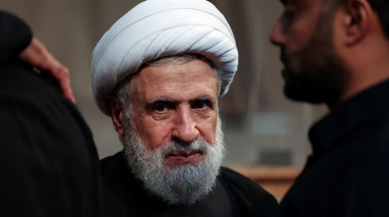 CACERÍA EN BEIRUT: REVELAN QUE ISRAEL INTENTÓ ELIMINAR DOS VECES A NAIM QASSEM MIENTRAS EE. UU. DA LUZ VERDE PARA ARRASAR CON HEZBOLLAH