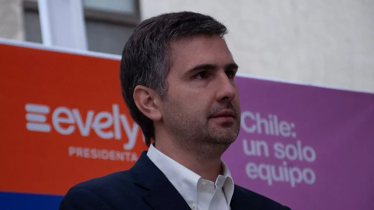 LOS "PREMIOS DE CONSUELO" TAMBIÉN LLEGAN CON KAST: EL EXJEFE DE CAMPAÑA DE MATTHEI ES NOMBRADO EMBAJADOR EN REINO UNIDO, MIENTRAS UN OFICIAL EN RETIRO Y UNA DIPLOMÁTICA DE CARRERA COMPLETAN EL CUADRO DE NUEVOS EMBAJADORES