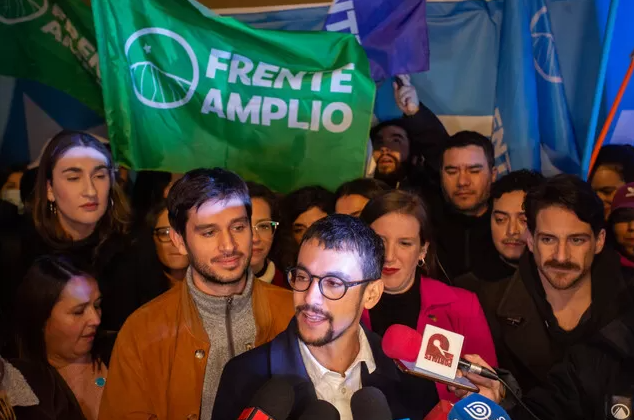 EL ALCALDE DEL FRENTE AMPLIO QUE SE DECLARA INCOMPETENTE PARA ADMINISTRAR SIN EL DINERO DE LAS CONTRIBUCIONES