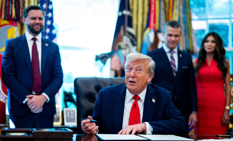 TRUMP ANUNCIA QUE "HEMOS PUESTO FIN A LA GUERRA CON IRÁN" PERO TEHERÁN AÚN NO HABLÓ: EL MOMENTO MÁS INCIERTO DEL CONFLICTO
