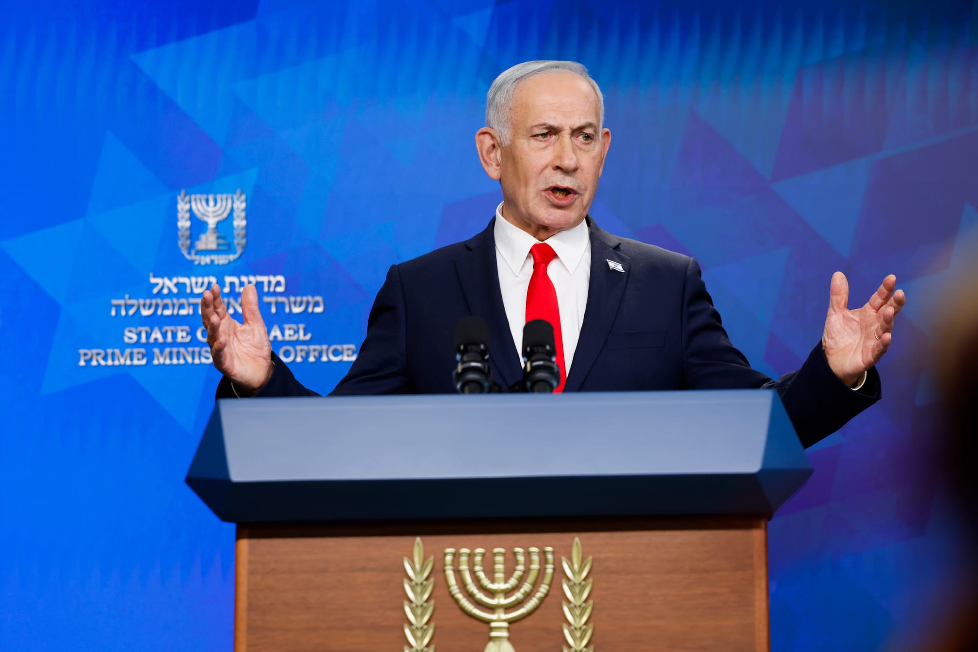 "QUIERO INDEPENDENCIA ARMAMENTÍSTICA": NETANYAHU RECONOCE QUE ISRAEL DEBE LIBERARSE DE LA DEPENDENCIA MILITAR DE ESTADOS UNIDOS