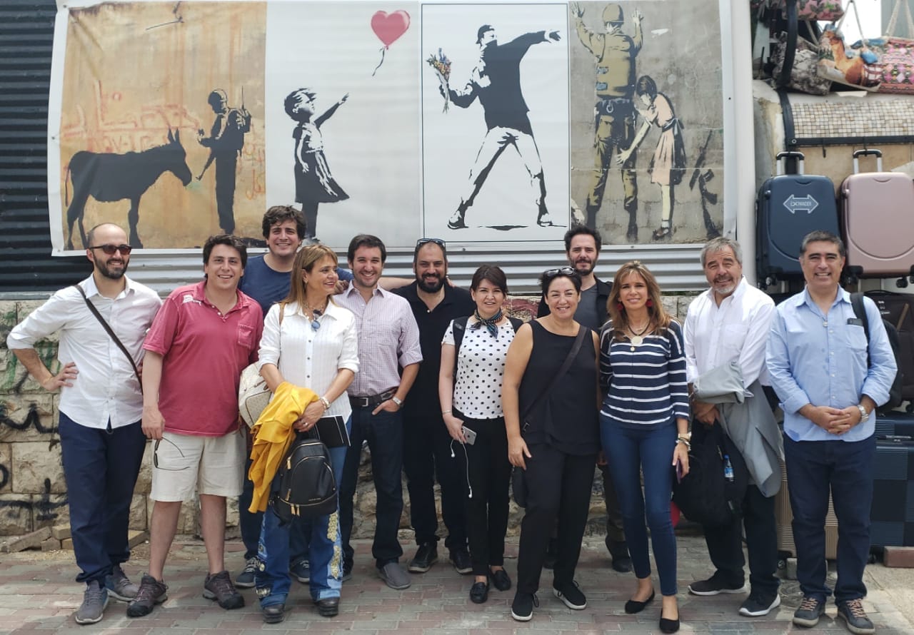 SCHALPER Y LA "DERECHITA COBARDE": EL DIPUTADO DE RN QUE VIAJÓ A RAMALLAH, USÓ EL LENGUAJE DEL ACTIVISMO PRO-PALESTINO Y HOY ALECCIONA A LOS REPUBLICANOS SOBRE MODERACIÓN