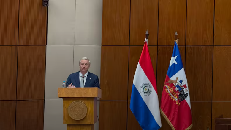 KAST EN PARAGUAY: "BAJANDO IMPUESTOS HAN CRECIDO", EL EJEMPLO REGIONAL QUE EL PRESIDENTE PROPONE PARA CHILE, MÁS UN PACTO DE SEGURIDAD CONTRA EL CRIMEN ORGANIZADO