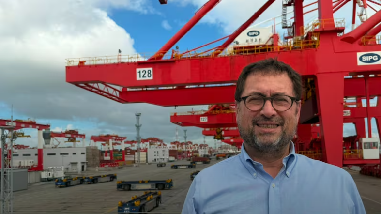 CANCILLER PÉREZ MACKENNA DESTACA RELACIÓN COMERCIAL CON CHINA TRAS VISITA AL PUERTO DE SHANGHÁI