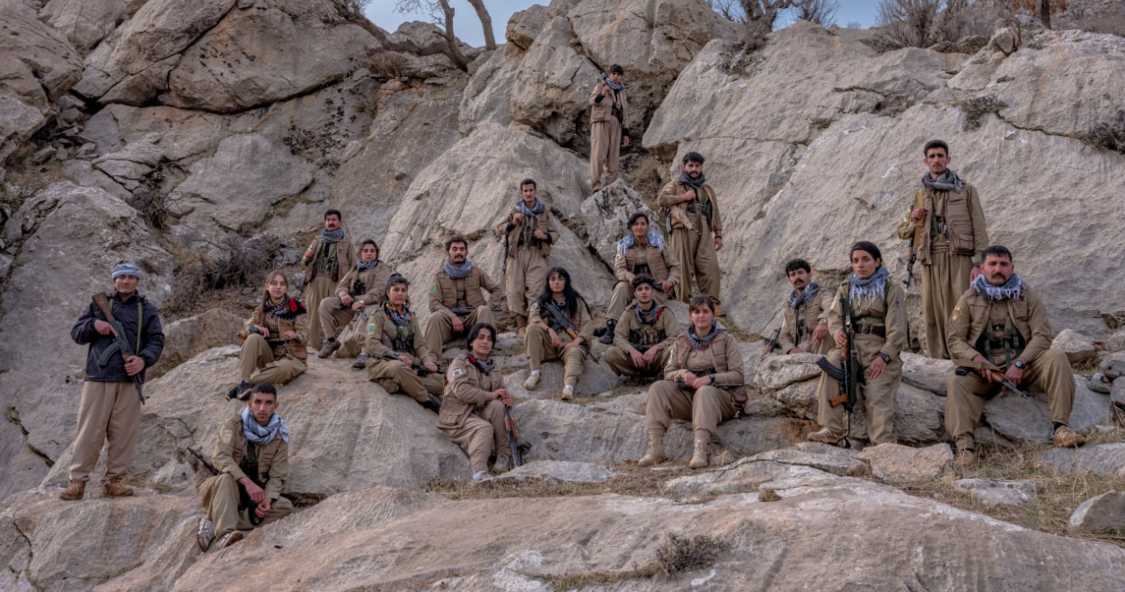 WASHINGTON ABANDONA A SUS ALIADOS KURDOS: EL RECORTE DE FONDOS A LOS PESHMERGA PODRÍA ABRIR LA PUERTA A IRÁN EN EL NORTE DE IRAK
