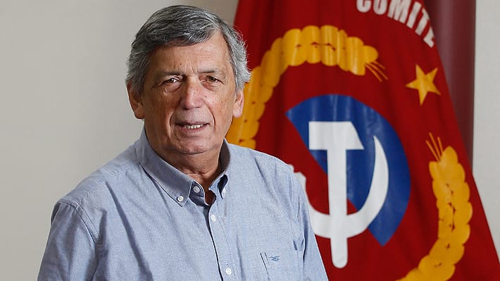 "COMUNISTOUR" TERCERA TEMPORADA: CARMONA VIAJA DE NUEVO A CUBA Y DEFIENDE SU SISTEMA DE PARTIDO ÚNICO COMO "DEMOCRÁTICO"