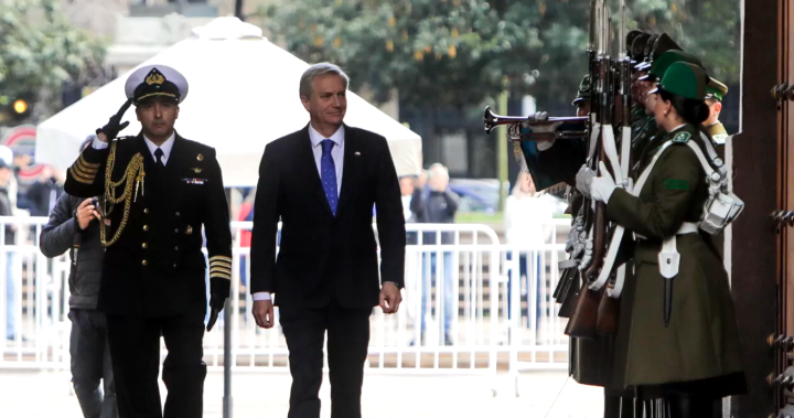¿MACRI CHILENO O PIÑERA 2.0? KAST DESCARTA ACTO OFICIAL POR EL 11 DE SEPTIEMBRE Y EQUIPARA LA FECHA CON EL 4 DE SEPTIEMBRE DE BORIC