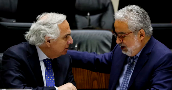 HERMOSILLA, FORMALIZADO POR SOBORNO: LA FISCALÍA DIBUJA UNA «ESTRUCTURA TRIANGULAR» DE FAVORES CON EL EXFISCAL GUERRA Y ANDRÉS CHADWICK Y HABLA DE UNA «CUENTA DE AHORRO CORRUPTIVA»