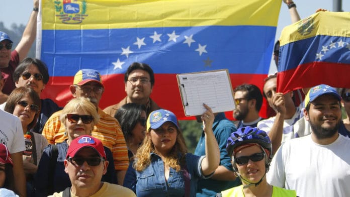 VENEZOLANOS SUMAN 11 MESES DE CAÍDA EN EL MERCADO LABORAL CHILENO Y PIERDEN 60 MIL EMPLEOS FORMALES: SE VAN LOS MÁS CALIFICADOS